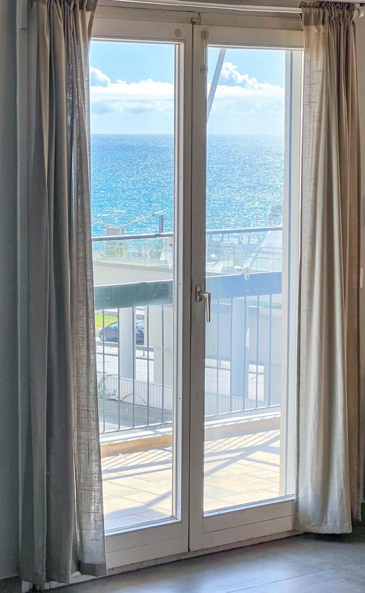 Alimos Sea View Family Apartment Atenas Exterior foto
